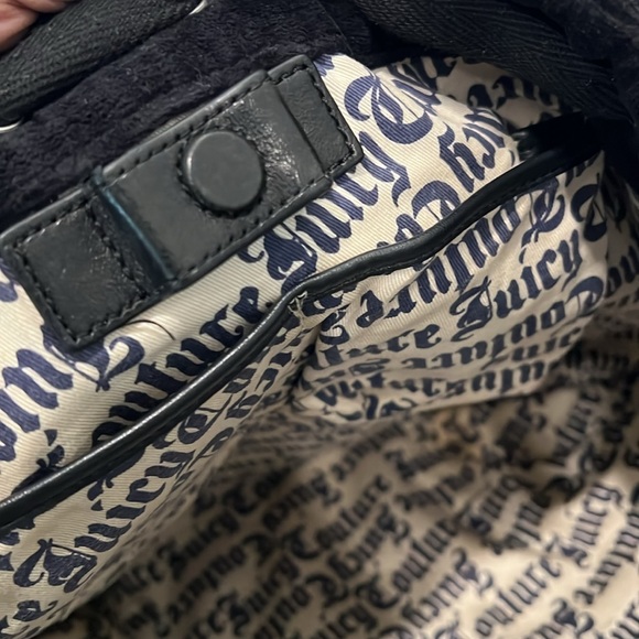 Velvet JUICY COUTURE Y2K shoulder bag with beautiful embroidery and wristlet - Picture 12 of 16